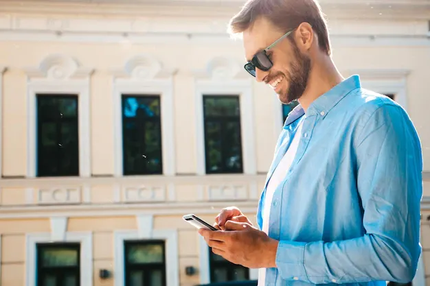 What are the best strategies for optimizing a mobile loyalty program?