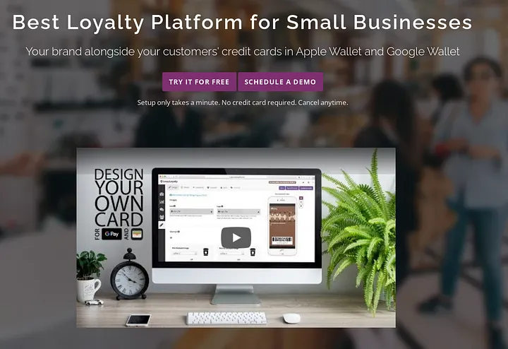 What is customer loyalty software?