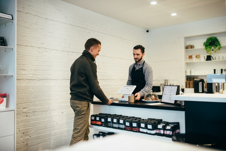 Which POS-Linked Loyalty Setup Is Best for Independent Cafes on a Budget?