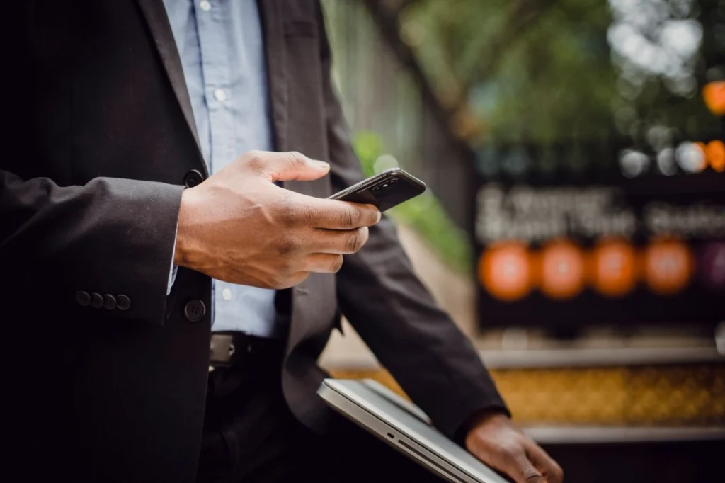 businesses promote their digital loyalty card online